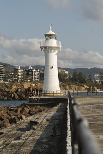 Lighthouse, wollongong harbour