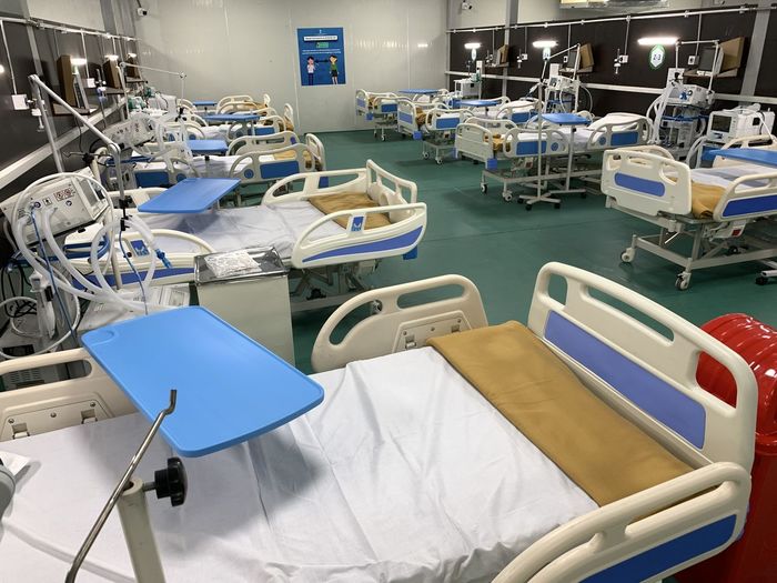 Newly launched icu bed cabin for covid19 patients.