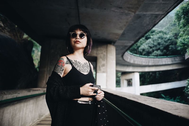 The furious youth Fashion Lifestyles City Beautiful People Women Young Adult Sunglasses Beautiful Woman Modern City Life Adult One Person Luxury Beauty Adults Only One Woman Only Portrait Only Women Young Women People Uniqueness Fresh on Market 2017 Women Around The World