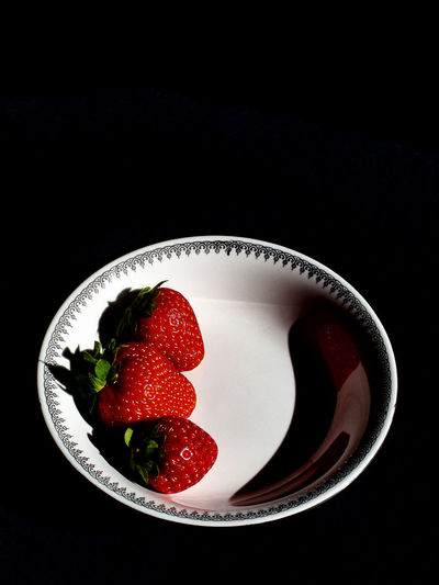 Close-up of strawberries in bowl