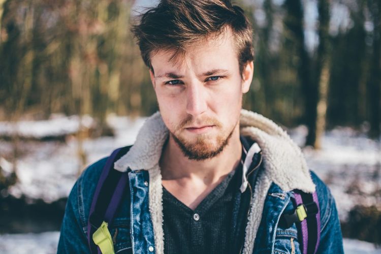 Adventure Backpack Backpacking Camera Camera - Photographic Equipment Day Fashion Minolta Nature Nikon One Man Only One Person Only Men Outdoors People Photography Portrait Venture Ventureout Wander Wandering Wanderlust Winter Winter Wintertime