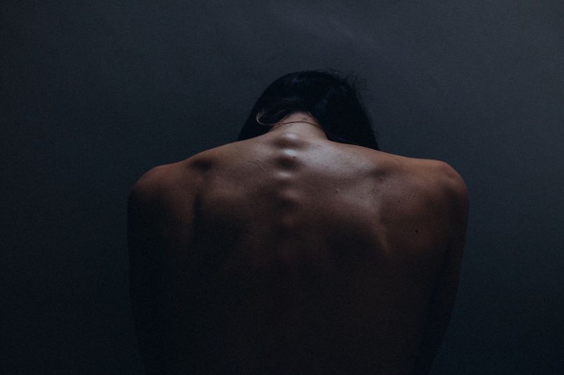 Rear View One Person Indoors People Light And Shadow Women Shadows & Lights Shadow Fujifilm X100T FujiX100T Young Women Composition Shoulder Bones Atmospheric Mood Human Body Part Real People Shadows Long Hair Skin Nude_model Model Fresh On Market 2017