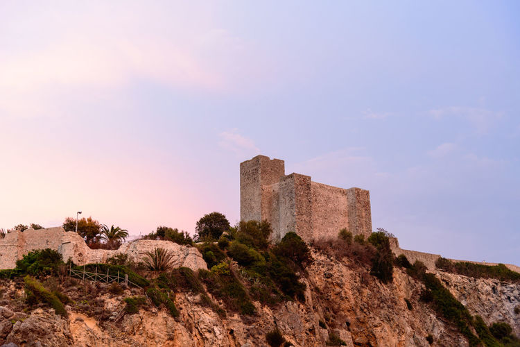 Castello di montemassi against sky