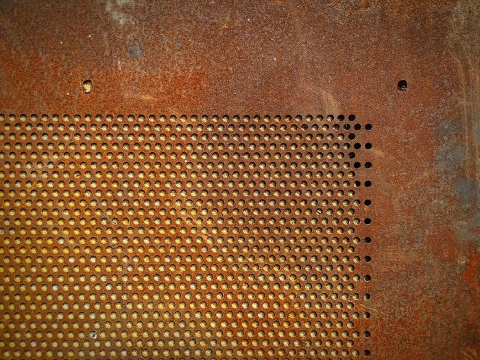 Close-up of rusty steel wall