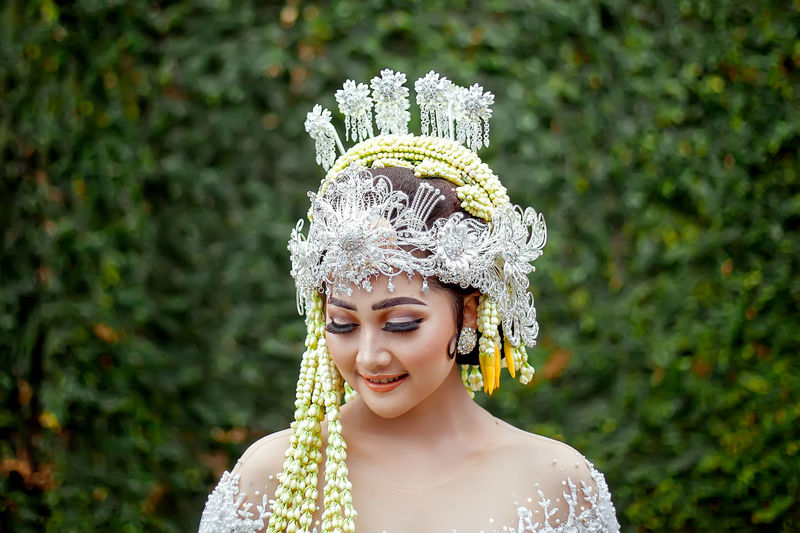 Potret javanese traditional bride. indonesian bride.