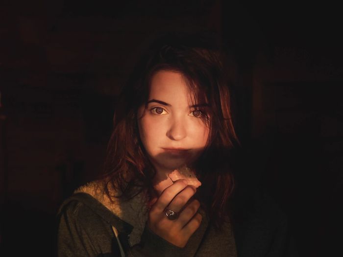 Portrait of a beautiful young woman