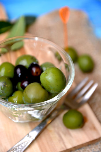 Close-up of fruits in bowl on table