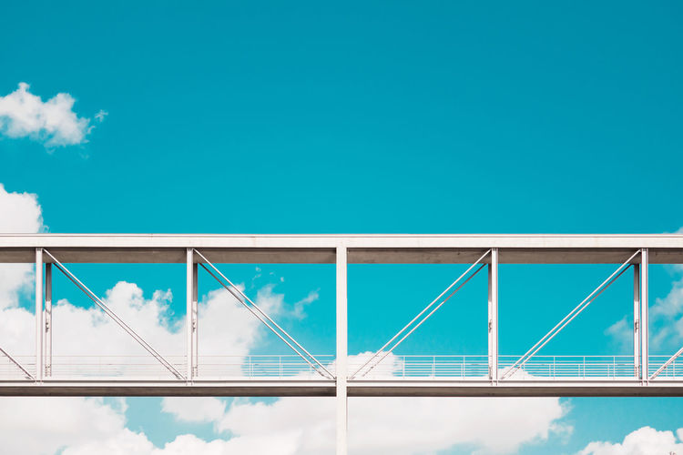 Skywalk AI Now Architecture Nature Modern sky bridge blue day outdoors discover Berlin no people cloud - sky Fresh on Market 2017 The Graphic City AI Now Architecture Nature Modern Sky Bridge Blue Day Outdoors Discover Berlin No People Cloud - Sky The Week On EyeEm Twodaysberlin The Architect - 2018 EyeEm Awards