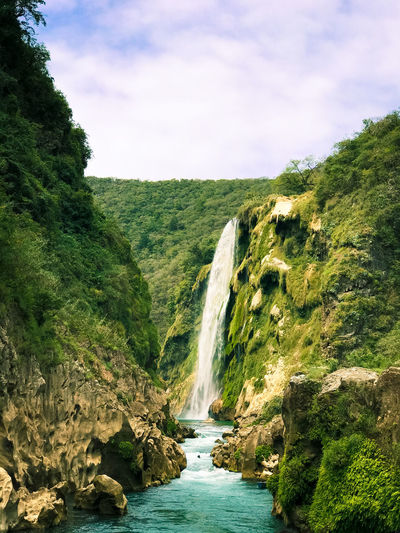 Cascada tamul 