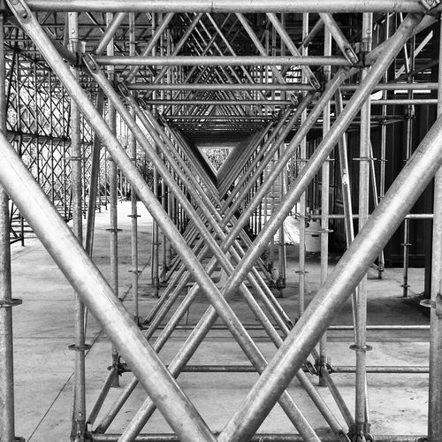 Metal structure