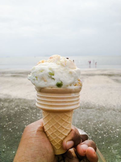 Beach ice cream