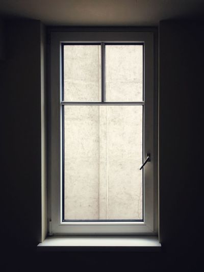 Window to nowhere
