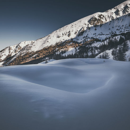 Snowy landscape of the hautes alpes - paysage enneigé des hautes alpes, france