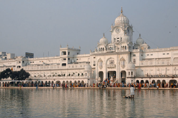Group of people in front of building - akal takht