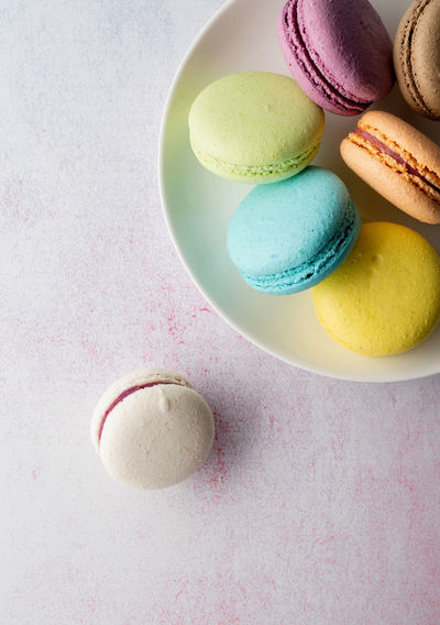 Colorful macaroons on the plate