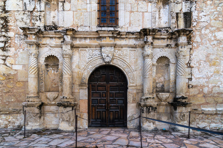 Exterior of old building - the alamo