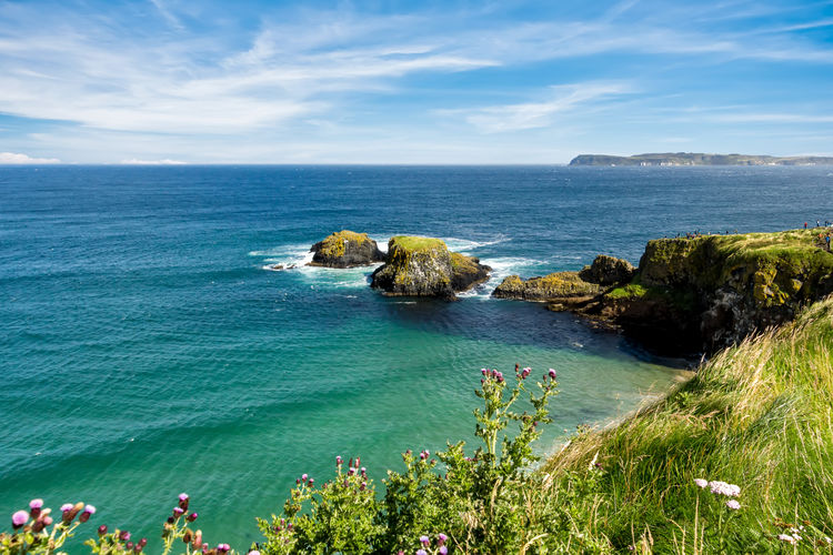 Carrick-a-rede rope bridge near ballintoy in county antrim, northern ireland