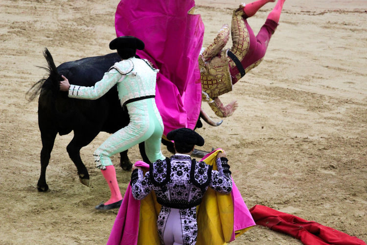 Bullfighting accidental moment
