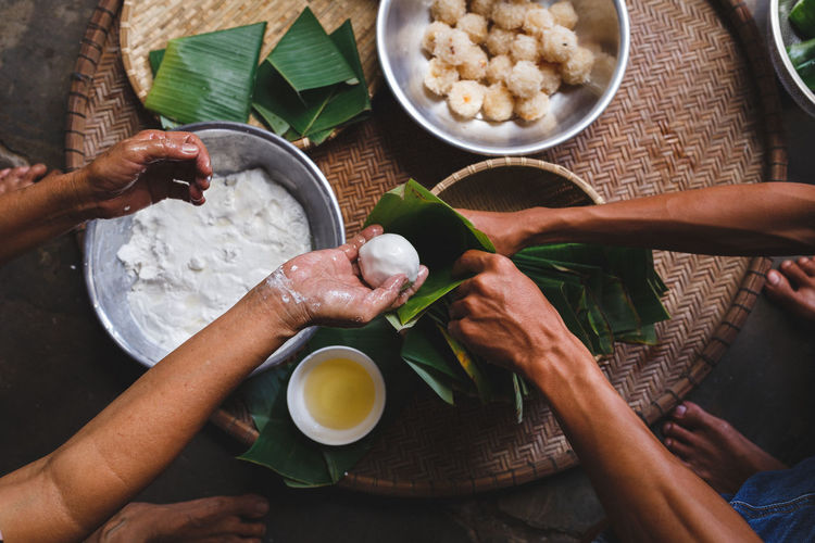 Steamed Sticky Rice Cake with Coconut Filling ASIA Bamboo Banana Leaf Bánh Ít Basket Cake Coconut Cone Flour Hand Make A Cake Oi Steam Steamed Sticky Rice Cake Sweet Food Traditional Culture Vietnam Vietnamese Cake Vietnamese Food Recipes