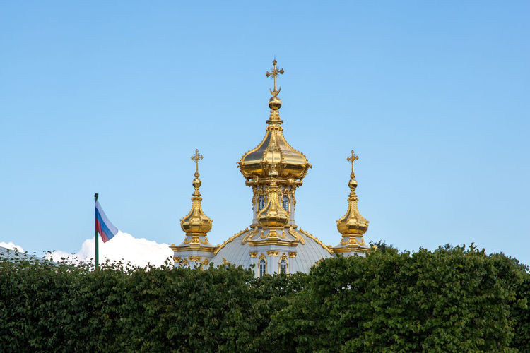 Peterhof palace against clear sky in city