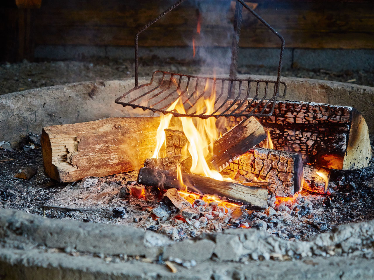 50 Firewood Pictures Hd Download Authentic Images On Eyeem